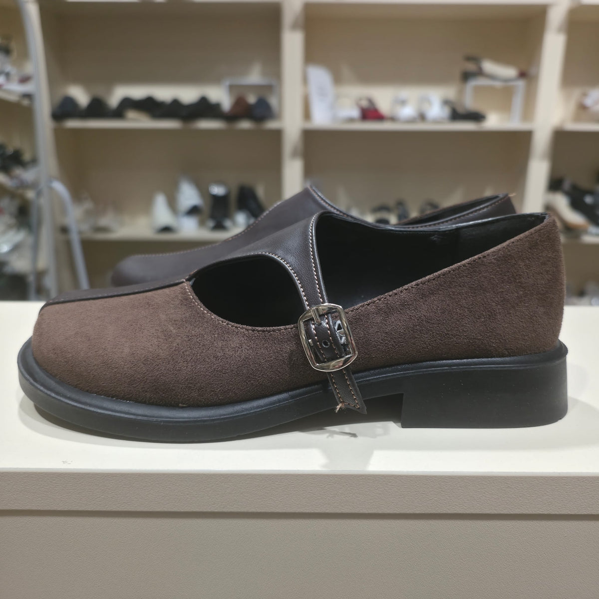 Handmade Leather & Suede Lightweight Shoe – Brown